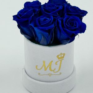 PBBBB2-Petite-boite-blanche-bouquet-roses-bleues